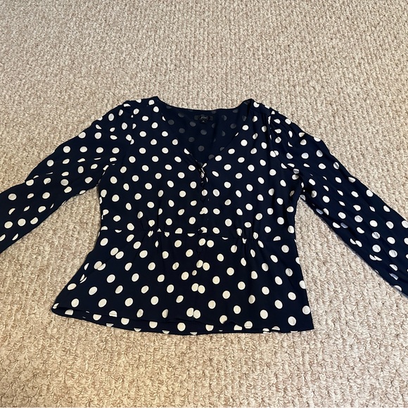 J Crew Long Sleeve peplum button-down shirt - Picture 4 of 6